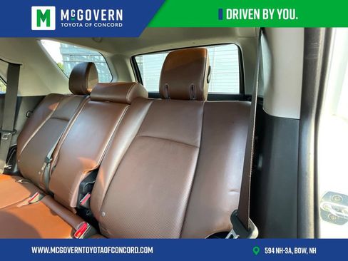 Used 2024 Toyota 4Runner Limited AWD/4WD image 25