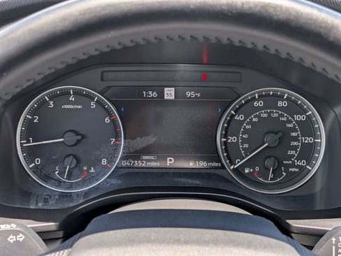 Used 2024 Mitsubishi Outlander SE FWD image 24