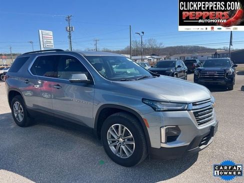 Used 2023 Chevrolet Traverse LT image 8