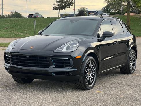 Used 2021 Porsche Cayenne AWD/4WD image 39