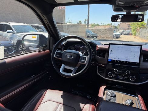 Used 2024 Ford Expedition Max Limited AWD/4WD image 38