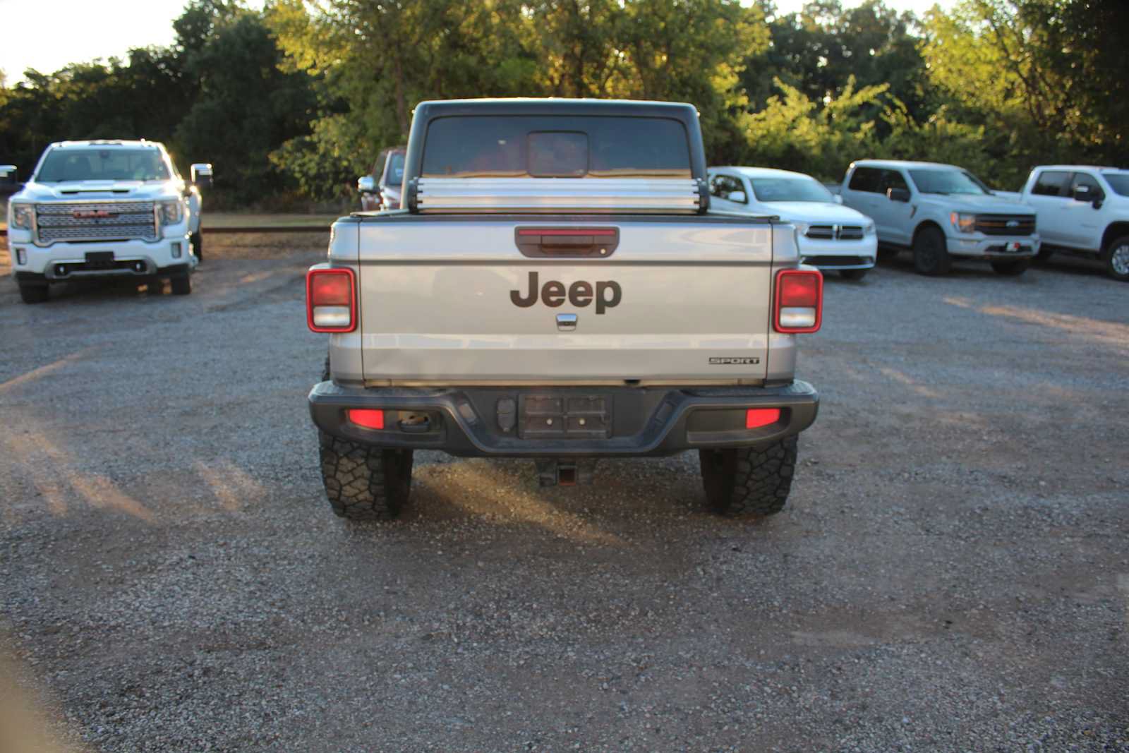 Used 2020 Jeep Gladiator Sport w/ Quick Order Package 24S AWD/4WD image 7