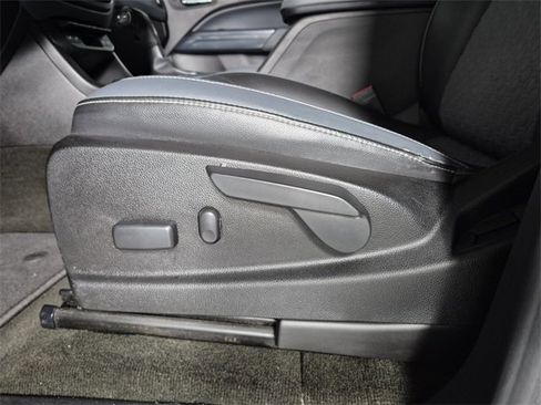 Used 2016 Chevrolet Colorado Z71 image 24