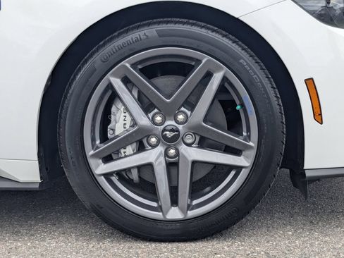 Used 2025 Ford Mustang GT Premium RWD image 11