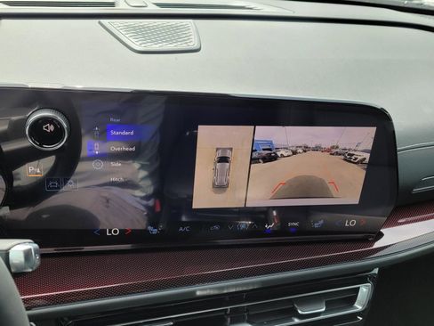 New 2026 Chevrolet Traverse Z71 w/ Enhanced Driving Package image 21