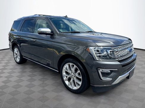 Used 2018 Ford Expedition Platinum image 4