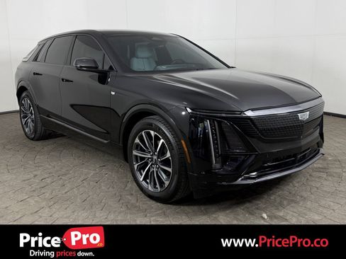 Used 2024 Cadillac Lyriq Sport RWD image 1
