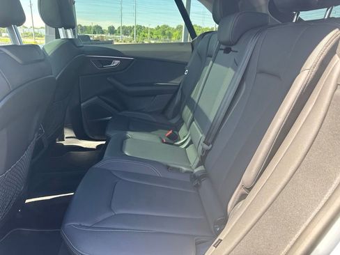 Used 2023 Audi Q8 Premium Plus w/ Premium Plus Package AWD/4WD image 6