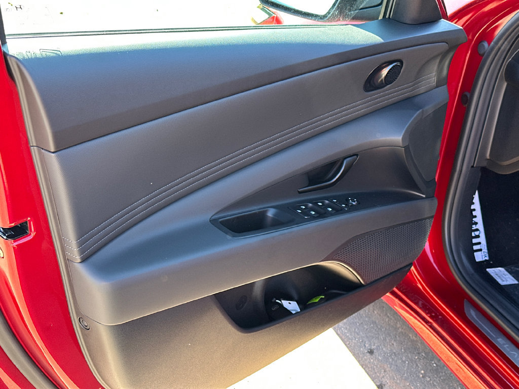 Certified 2026 Hyundai Elantra Sport FWD image 10