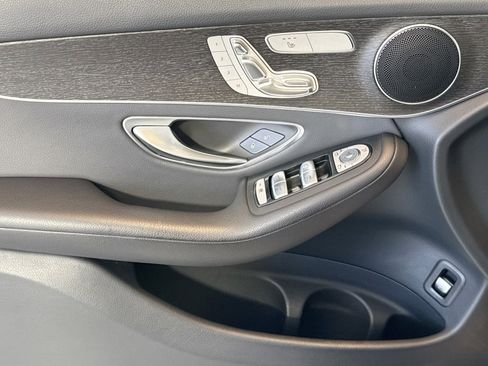 Used 2022 Mercedes-Benz GLC 300 image 16