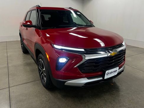 New 2026 Chevrolet TrailBlazer LT w/ LT Cold Weather Package FWD image 1