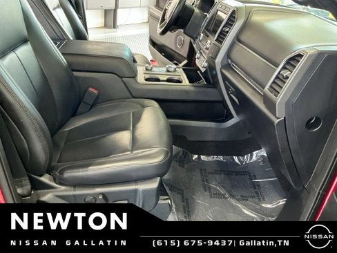 Used 2021 Ford Expedition XLT AWD/4WD image 16