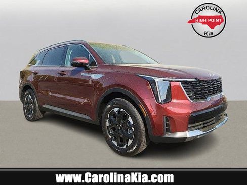 New 2025 Kia Sorento S image 1