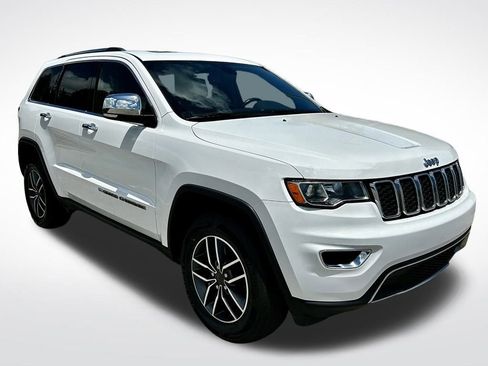 Used 2022 Jeep Grand Cherokee Limited image 2