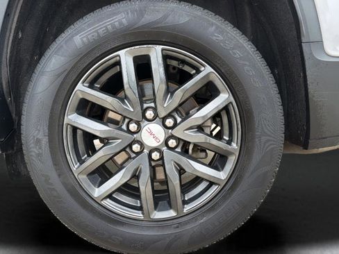 Used 2019 GMC Acadia SLT AWD/4WD image 30