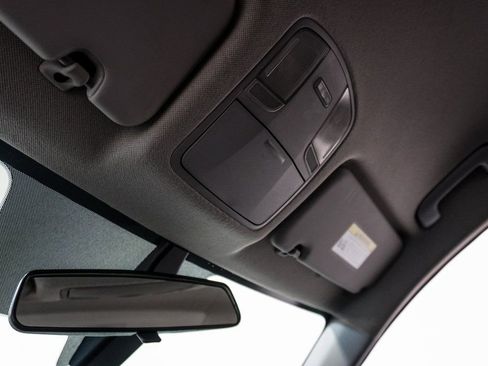 Used 2019 Hyundai Elantra SEL image 26