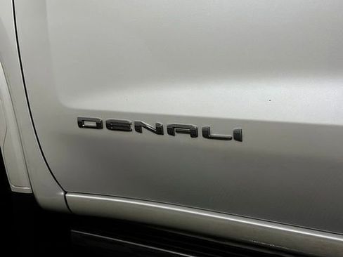 Used 2024 GMC Sierra 1500 Denali w/ Denali Reserve Package AWD/4WD image 14