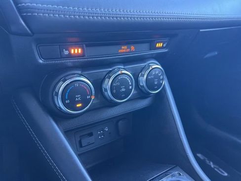 Used 2019 MAZDA CX-3 Touring image 17