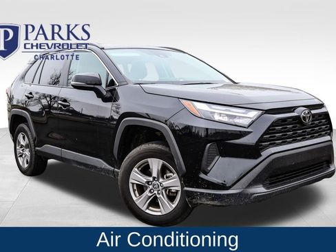 Used 2024 Toyota RAV4 XLE image 1