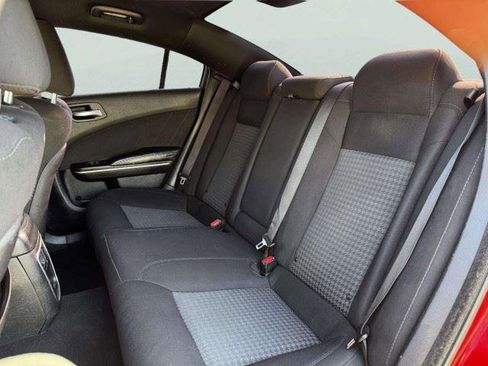 Used 2019 Dodge Charger GT RWD image 32