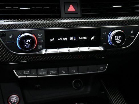 Used 2023 Audi S4 Prestige image 30