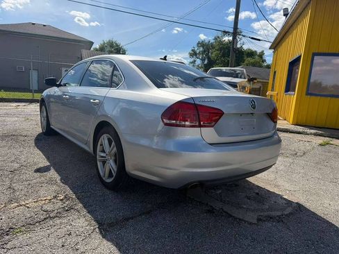 Used 2014 Volkswagen Passat TDI SE FWD image 6