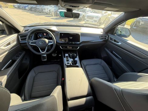 New 2026 Volkswagen Atlas Cross Sport SEL R-Line image 9