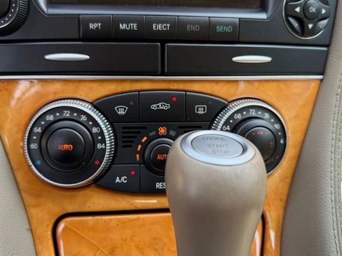 Used 2007 Mercedes-Benz SL 550 image 14