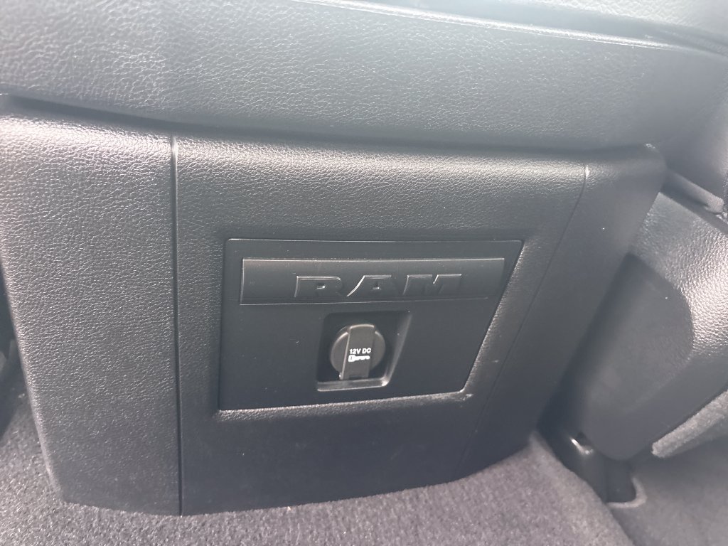 Used 2016 RAM 1500 Sport w/ Sport Premium Group AWD/4WD image 31