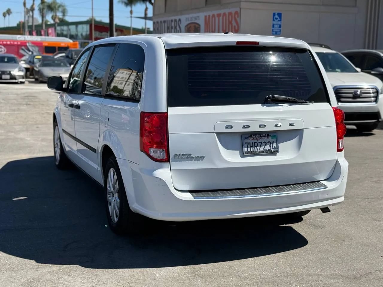 Used 2015 Dodge Grand Caravan American Value Package w/ UConnect Hands-Free Group FWD image 15