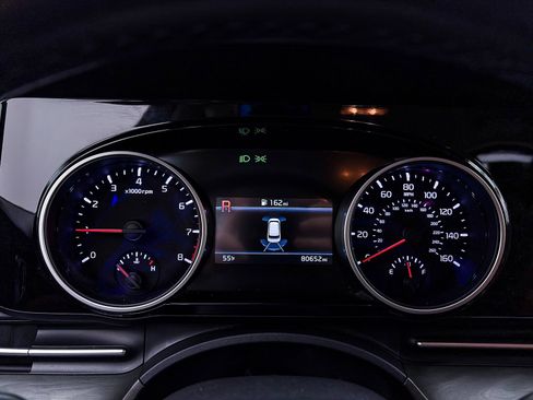 Used 2022 Kia Carnival SX image 34