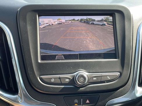 Used 2023 Chevrolet Equinox LT FWD image 24