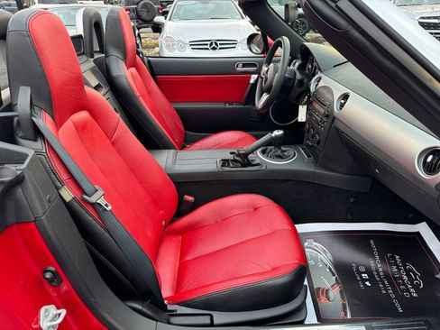 Used 2006 MAZDA MX-5 Miata 3rd Generation Limited image 26