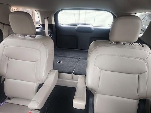 Certified 2023 Ford Explorer XLT w/ Equipment Group 202A image 3