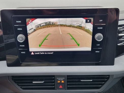 New 2026 Volkswagen Jetta SE FWD image 16