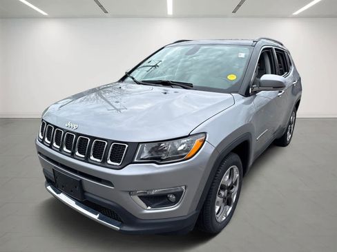 Used 2020 Jeep Compass Limited image 2