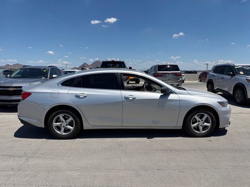 Used 2016 Chevrolet Malibu LS FWD image 3