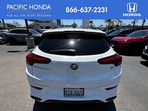 Used 2020 Buick Encore GX Essence w/ Advanced Technology Package FWD image 8