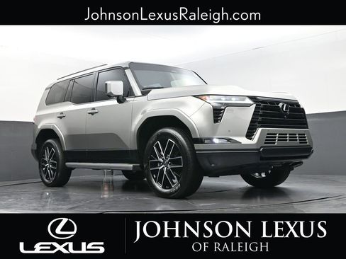 Used 2024 Lexus GX 550 w/ Cold Area Package AWD/4WD image 15