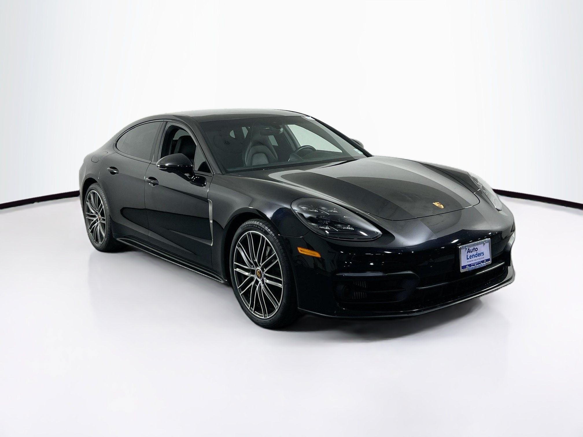 Used 2022 Porsche Panamera 4 Platinum Edition AWD/4WD image 3