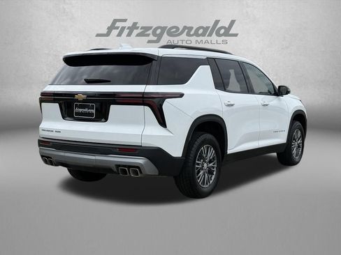 Used 2026 Chevrolet Traverse LT AWD/4WD image 6