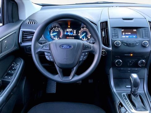 Used 2018 Ford Edge SE image 6