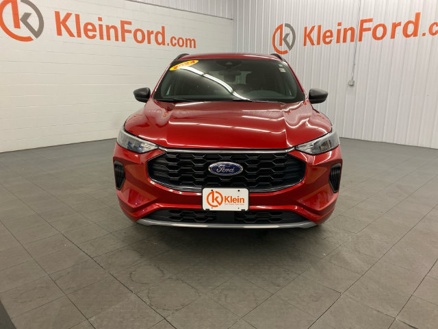 Used 2024 Ford Escape ST-Line w/ Tech Pack #1 AWD/4WD image 2