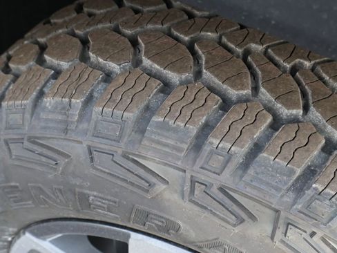 New 2026 Chevrolet Equinox ACTIV w/ Convenience Package III image 12