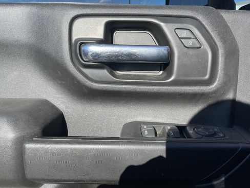 Used 2022 Chevrolet Silverado 2500 Custom w/ Snow Plow Prep/Camper Package image 31