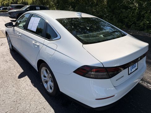 Used 2023 Honda Accord LX image 5