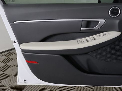 Used 2024 Hyundai Sonata SEL FWD image 19