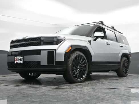 Used 2025 Hyundai Santa Fe Calligraphy image 50