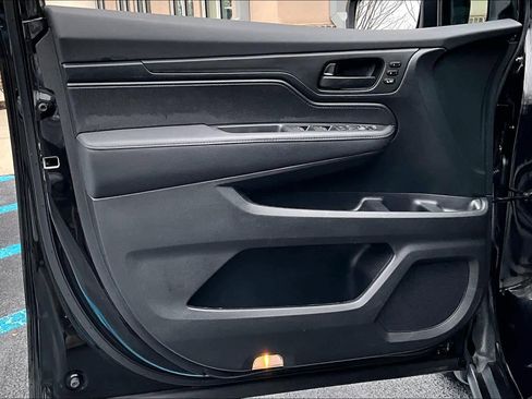 Certified 2024 Honda Odyssey EX-L image 21