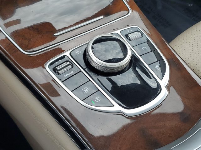 Used 2018 Mercedes-Benz GLC 300 4MATIC image 30